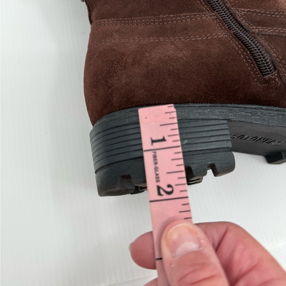 Isotoner Miranda Leather Boots Brown size 8 EUC‎ - Picture 8 of 10